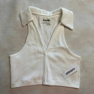 Collared  cropped top